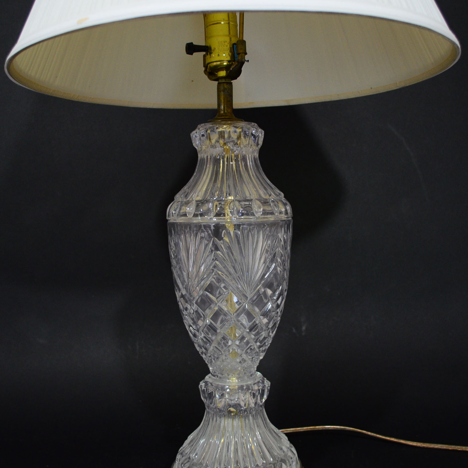 Cut Glass Table Lamp EBTH